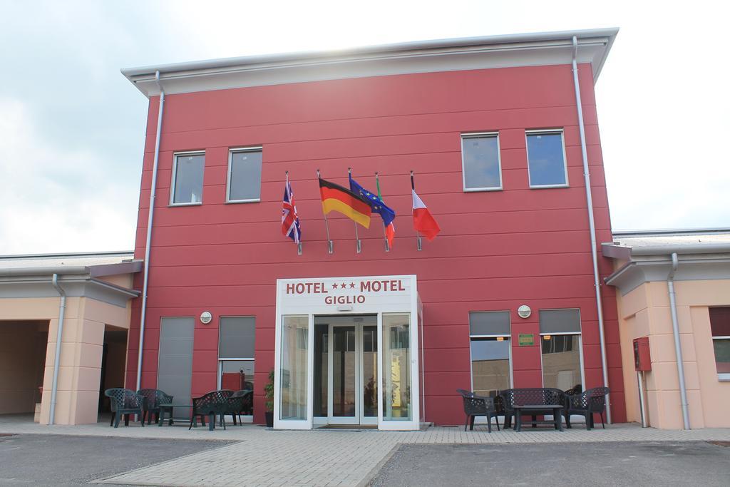 Hotel Motel Giglio Viadana Exterior foto